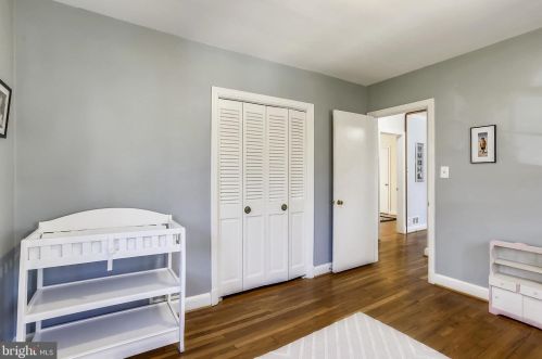 415 Hillmoor Dr, Silver Spring MD 20901-2634 exterior