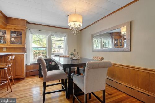 744 New Holland Ave, Lancaster PA 17602-2136 exterior