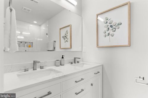 1110 Oates St, Washington DC  20002-3824 exterior