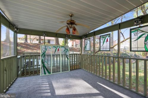 1904 Dundee Rd, Rockville MD 20850-3135 exterior