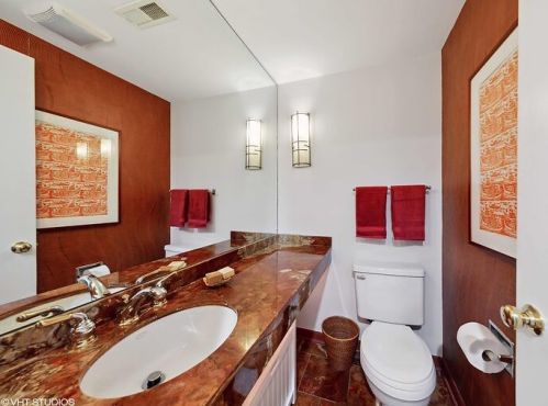 1870 Dayton St, Chicago IL 60614-1409 exterior