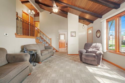 12206 Avers Ave, Chicago IL 60805-1415 exterior