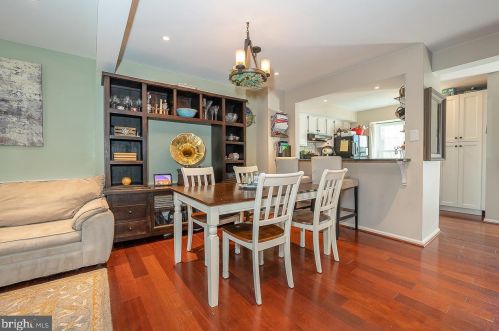 121 Bowater Ct, Media PA exterior