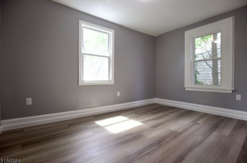 52 Myrtle Ave, Irvington NJ 07111-3338 exterior