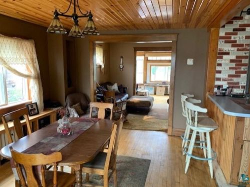 205 3 St, Duluth MN 55805-1856 exterior