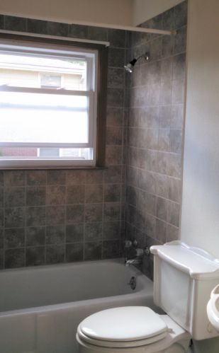 2035 Bolivar Ave, Milwaukee WI 53221-2283 exterior