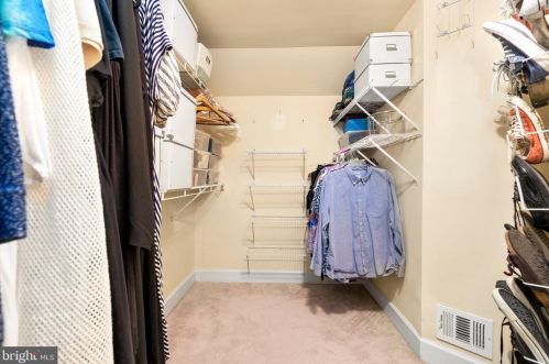 3803 Courtland Cir, Alexandria VA 22305-2061 exterior