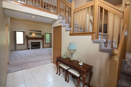 46789 Vineyards Ln, Macomb Township, MI 48042-5935