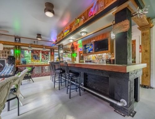 11 Lakeview Dr, Huntsville TX 77320-0247 exterior