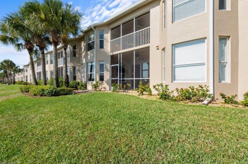 2840 Cypress Trace Cir, Naples FL 34119-8473 exterior