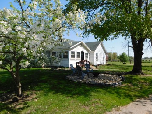 50002 M 51, Dowagiac MI 49047-9631 exterior