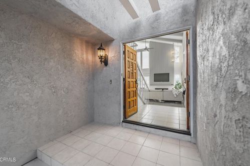 2361 Monaco Dr, Oxnard, CA 93035-2953