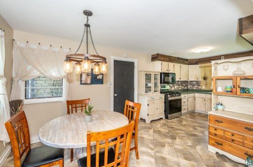 5740 Old Miller Trunk Hwy, Duluth MN 55811-1222 exterior