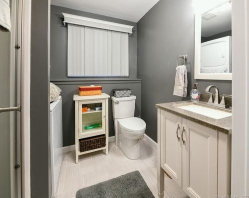 104 Country Clb Rd, Torrington CT 06790-3037 exterior