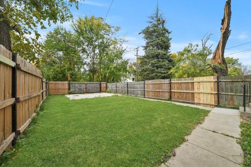 5650 Bishop St, Chicago IL  60636-1316 exterior