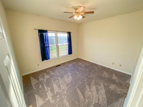 785 Sour Spring Trl, Spring Bluff MO 63080-3926 exterior