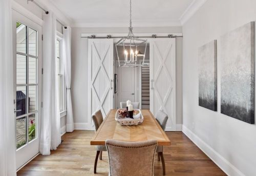 2517 Ellijay Dr, Atlanta GA  30319-3472 exterior