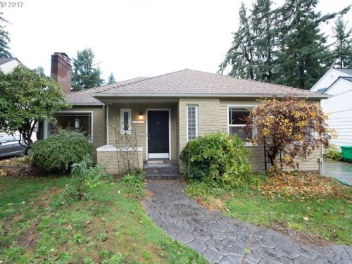 10017 Mason St, Portland, OR 97220-3512