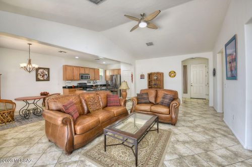 5020 River Fringe Dr, Tucson AZ  85704-1436 exterior