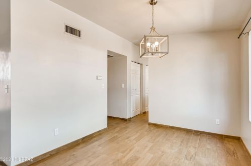 9201 6 St, Tucson AZ 85719-5226 exterior