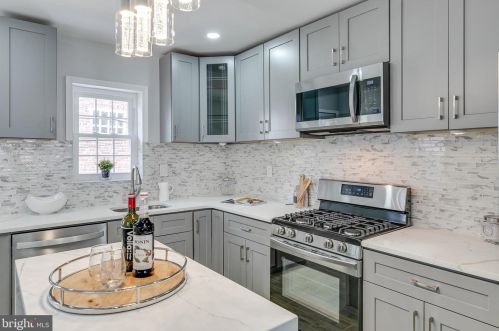 1628 23 St, Philadelphia PA 19145-2700 exterior