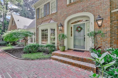 1595 Lazy River Ln, Atlanta, GA 30350-3521
