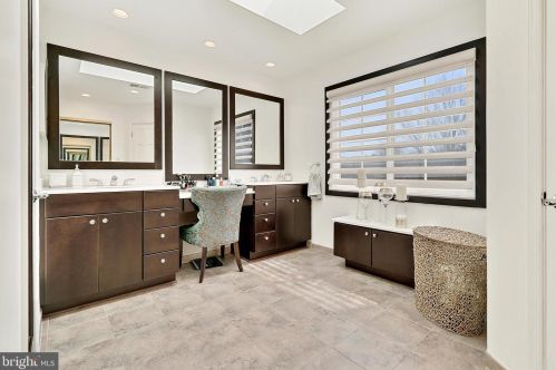 3818 Woodridge Ave, Silver Spring MD 20902-2355 exterior