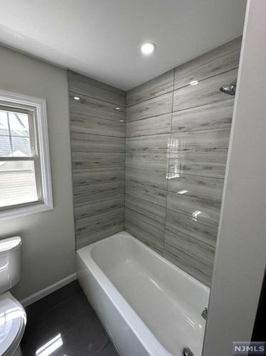 796 Stelton St, Teaneck NJ  07666-5344 exterior