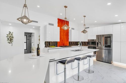 1919 Countess Ct, Naples FL 34110-1005 exterior