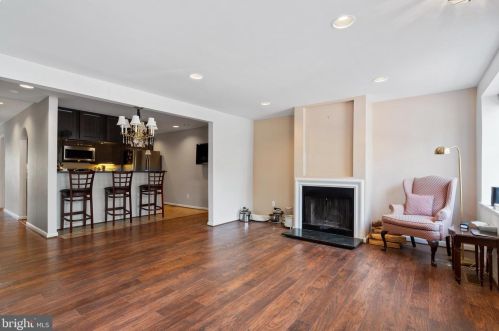 732 11 St, Washington DC 20010-2405 exterior