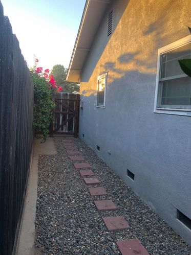 2181 Julie Ave, Turlock CA 95382-1614 exterior