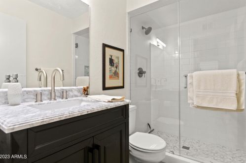 4312 28th Way, Phoenix AZ  85016-5811 exterior