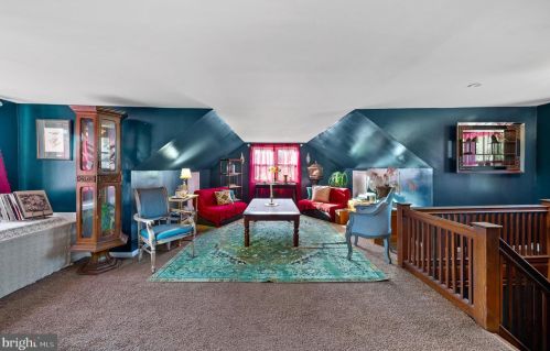 10 Crestmont Ter, Camden NJ 08108-1326 exterior