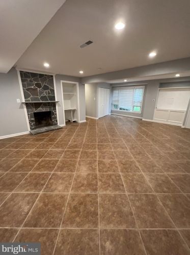 1807 Youngblood St, Mc Lean VA  22101-5244 exterior