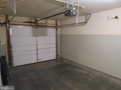 21 Apple Jack Ln, Littlestown PA 17340-1149 exterior