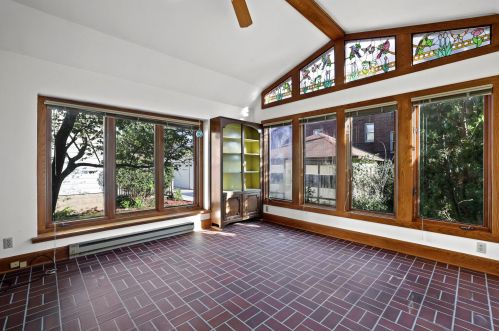 1901 Elmdale Ct, Milwaukee WI 53211-2342 exterior