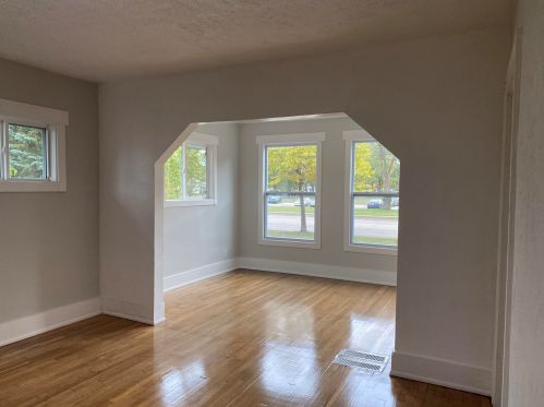 246 Laketon Ave, Meskegon MI  49441-2665 exterior