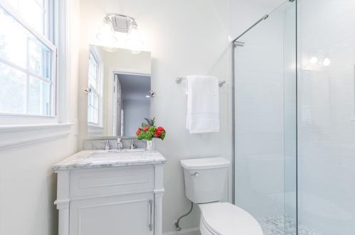 4755 Lafayette Ave, Atlanta GA 30327-3446 exterior