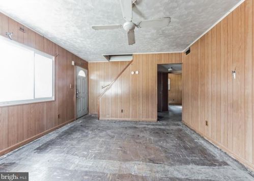 15 Dunmore Ave, Trenton NJ 08618-1937 exterior