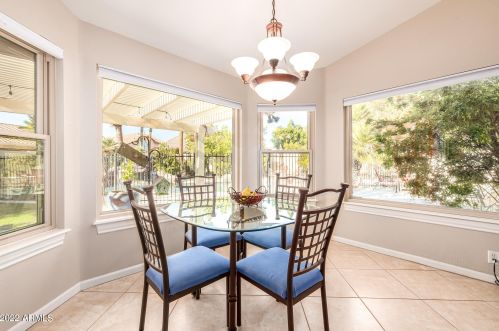 17002 32 Way, Phoenix AZ 85018-3973 exterior