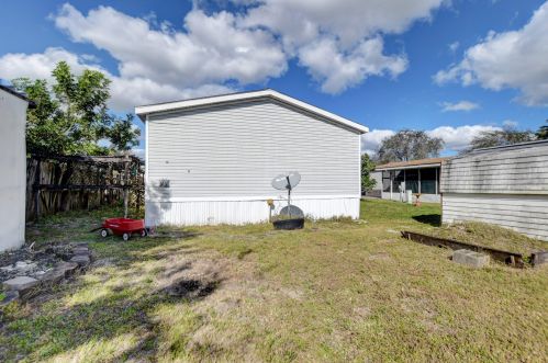 10630 228 Ln, Boca Raton FL 33428-5757 exterior