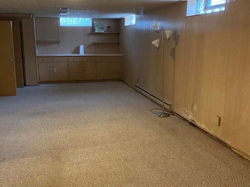 2933 Rochelle Ave, Milwaukee WI  53209-2624 exterior