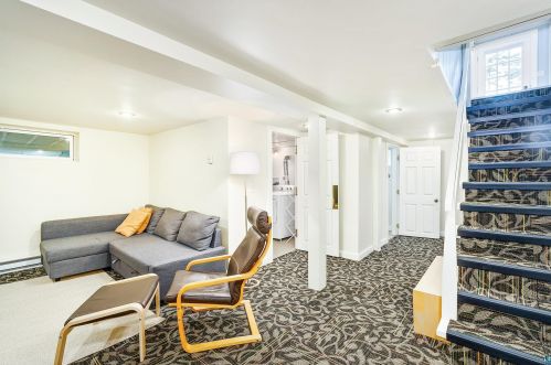 1114 Chester Park Dr, Duluth MN 55812-1139 exterior