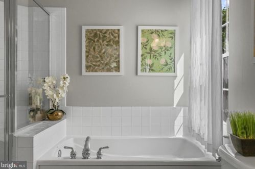 497 Cameron Sta Blvd, Alexandria VA 22304-8683 exterior