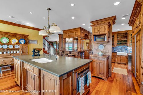 767 Ave, Point Pleasant Beach NJ 08742-5315 exterior