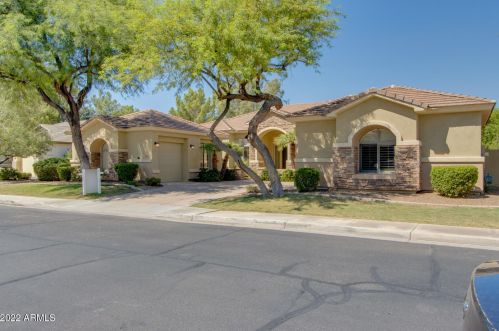 2080 Prescott Pl, Chandler AZ  85249-2992 exterior