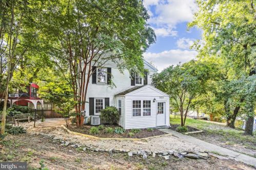 5823 Monticello Rd, Alexandria VA 22303-1302 exterior