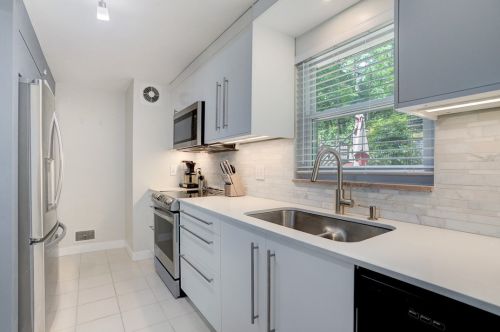 2617 Blackridge Ave, Pittsburgh PA 15235-4130 exterior