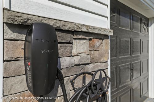 53 Arlene Dr, West Long Branch NJ 07764-1100 exterior