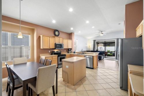 8709 Sandy Pln Dr, Riverview FL 33578-8618 exterior